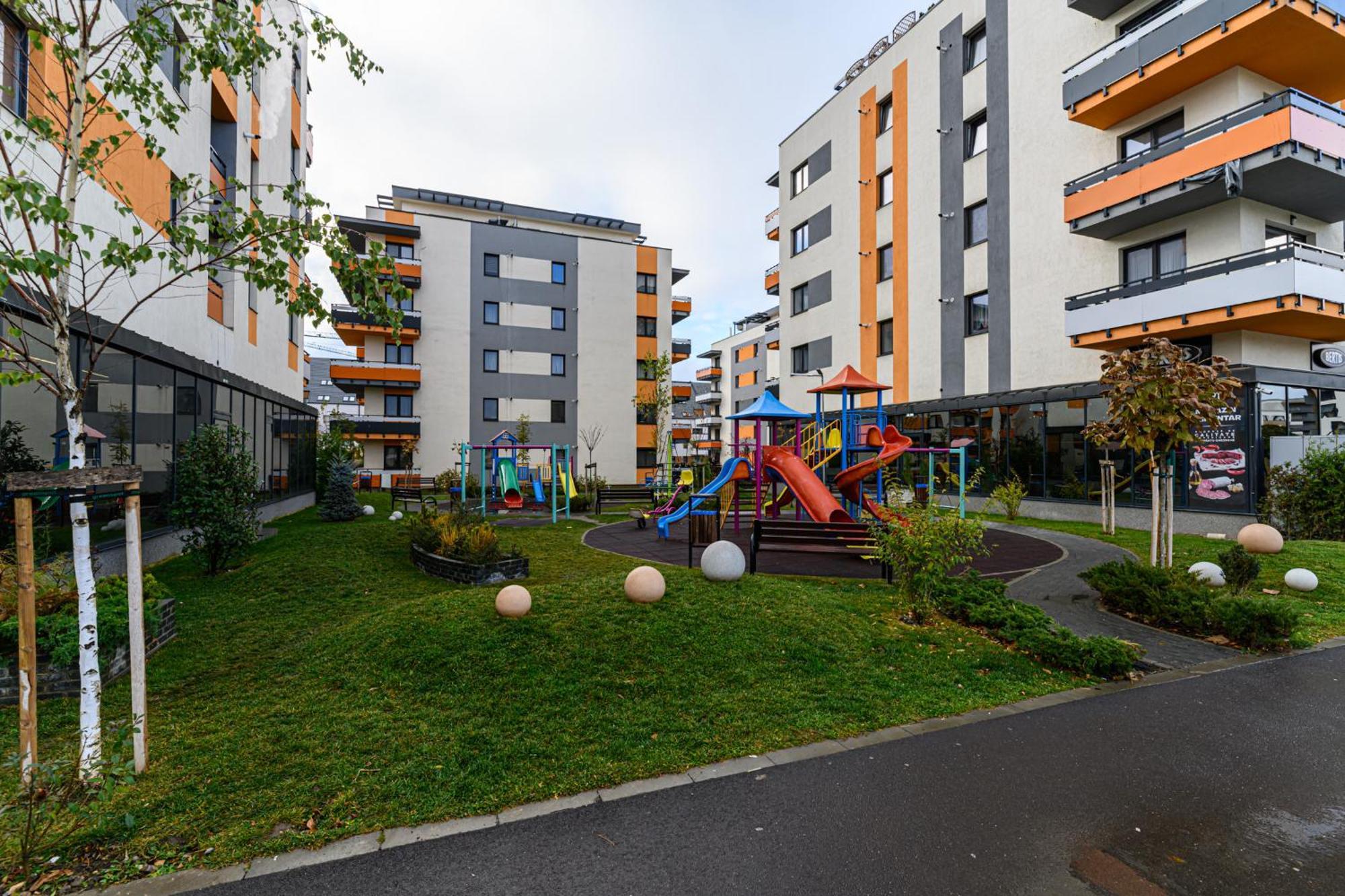 Grandis Residence Luxury Apartment ブラショフ エクステリア 写真