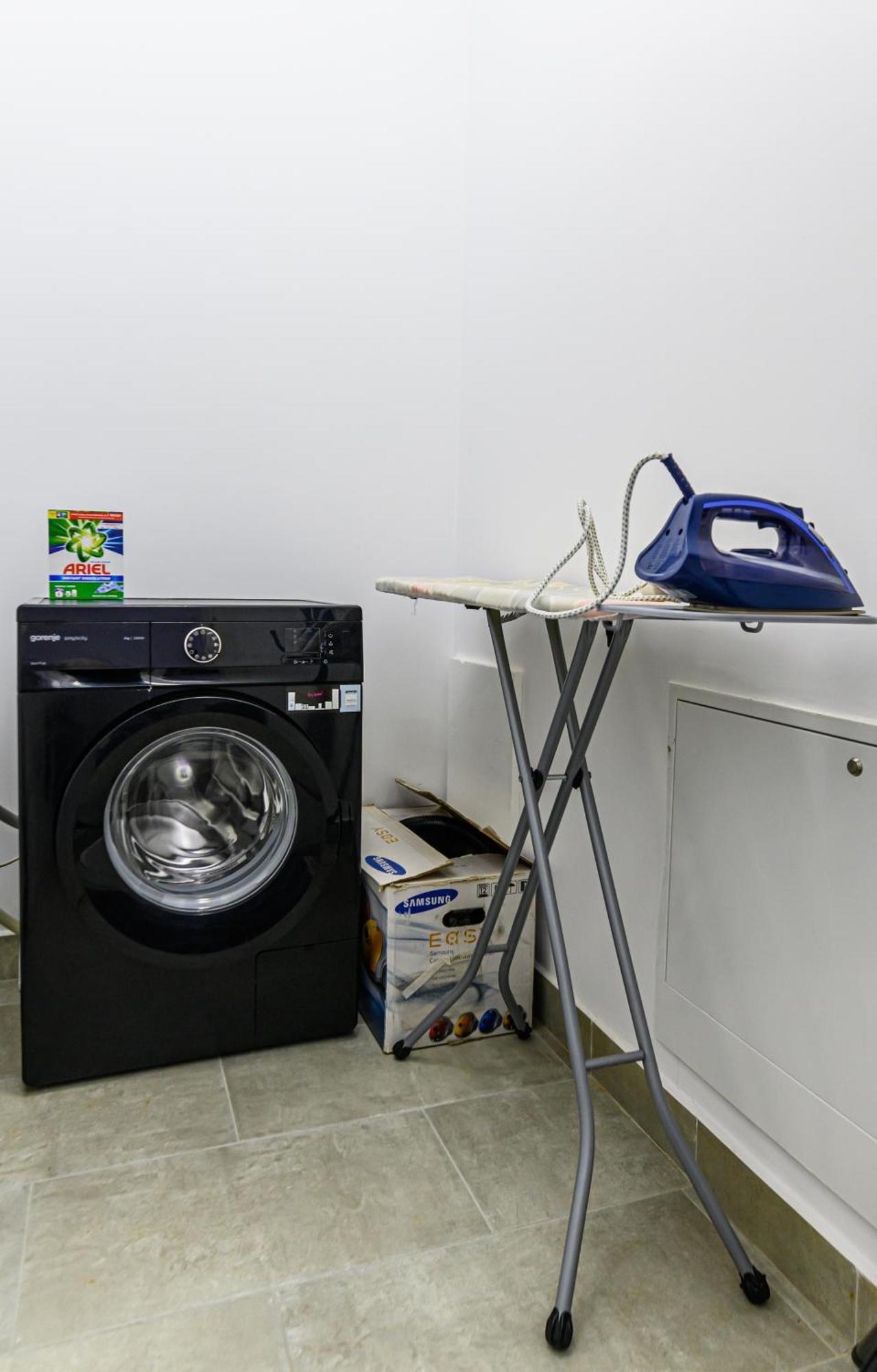 Grandis Residence Luxury Apartment ブラショフ エクステリア 写真