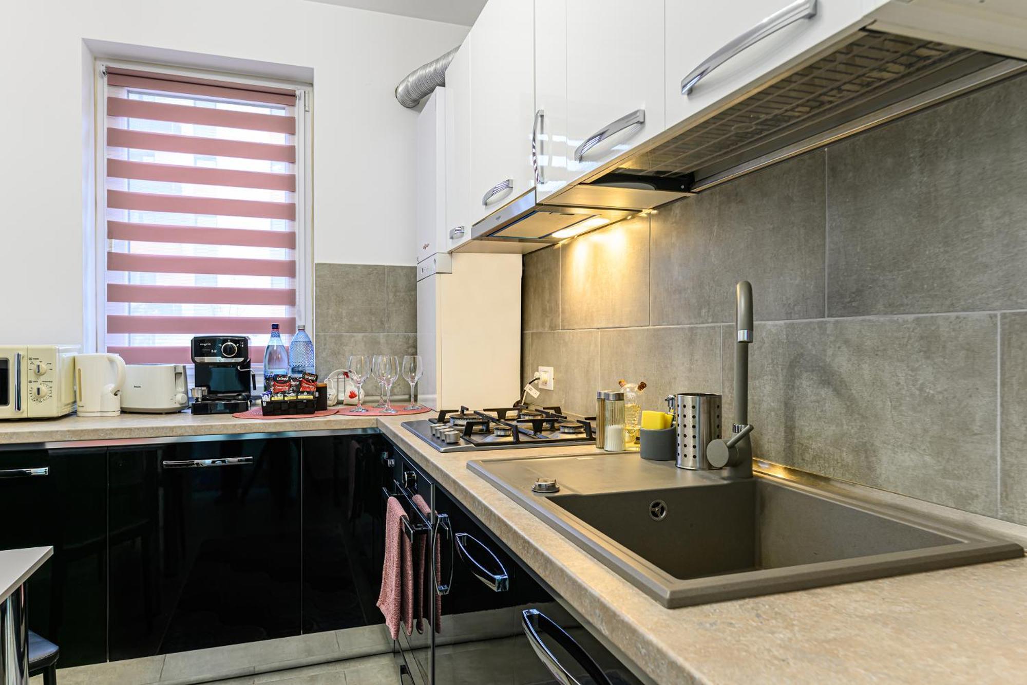 Grandis Residence Luxury Apartment ブラショフ エクステリア 写真